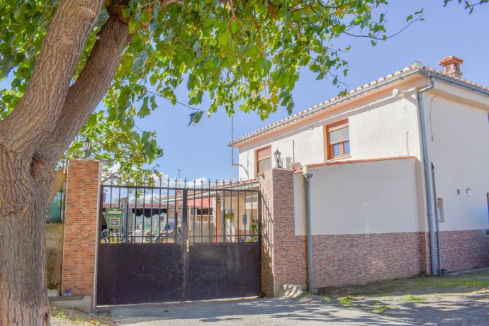 DISEMINADO 9 DISEMINADO, VIVER, CASTELLON 12469, 4 Habitaciones Habitaciones, ,CASA,EN VENTA,DISEMINADO,1032